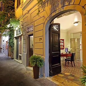 https://anahi.it-romehotels.com