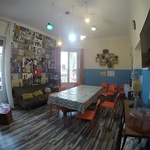 home-genoa-hostel.hotelitalianriviera.com/